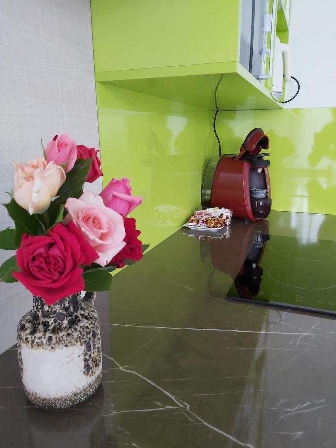 דירות דבה Accent House מראה חיצוני תמונה