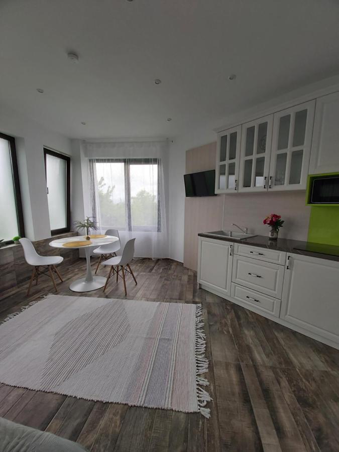 דירות דבה Accent House מראה חיצוני תמונה